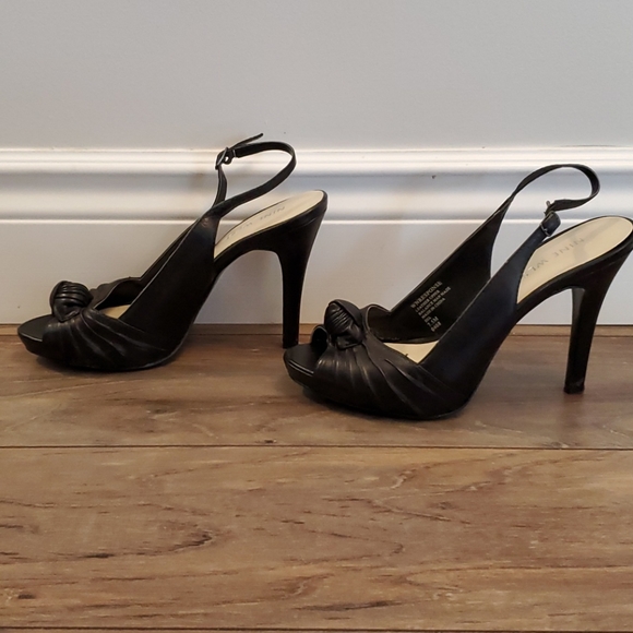 Nine West size 7.5 - Picture 2 of 2